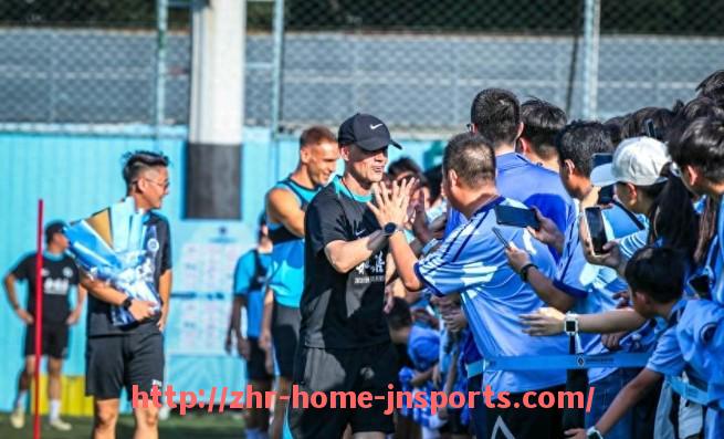 江南综合体育-世俱杯现场助威音响设备大曝光,沉浸体验从听觉开始